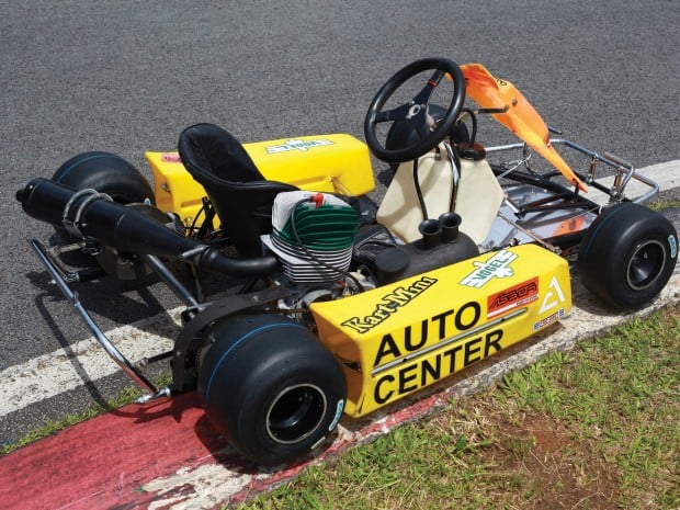 5fc51945-ayrton-senna-kart-01