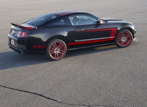 ford_mustang_boss_302_laguna_seca_4