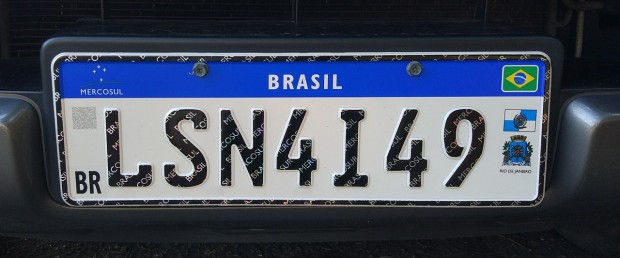 1280px-Brazilian_vehicle_license_plate_(2018-)