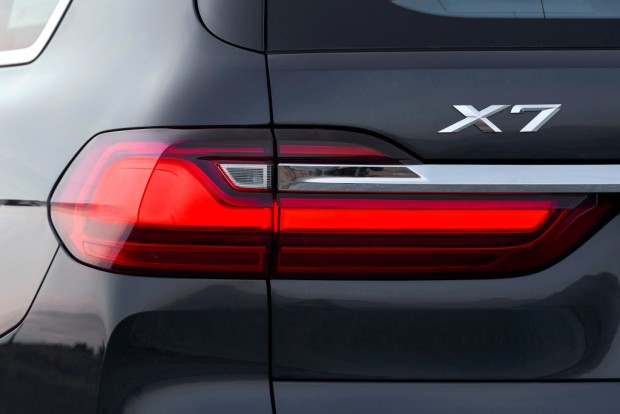 bmw_x7_xdrive40i_33