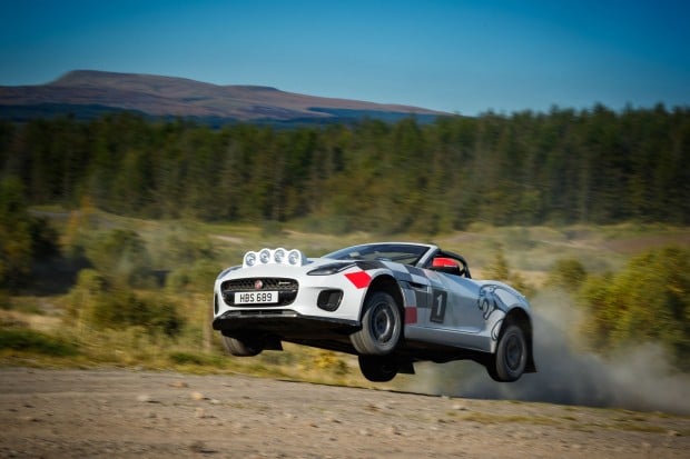 70efdd32-2020-jaguar-f-type-rally-07