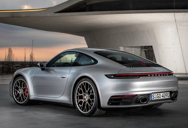 porsche_911_carrera_4s_20_01580385071104d1