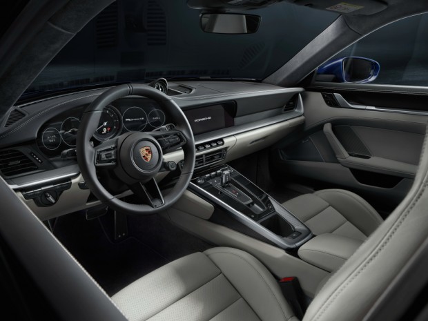 porsche_911_carrera_4s_43