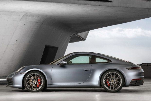 porsche_911_carrera_4s_84_00f2023e0bd907e5