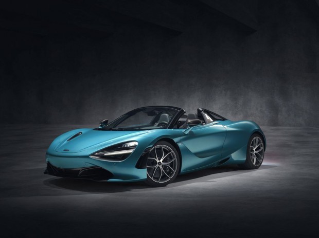 mclaren-720s-spider-dec-2018-studio-image-01-1544447795