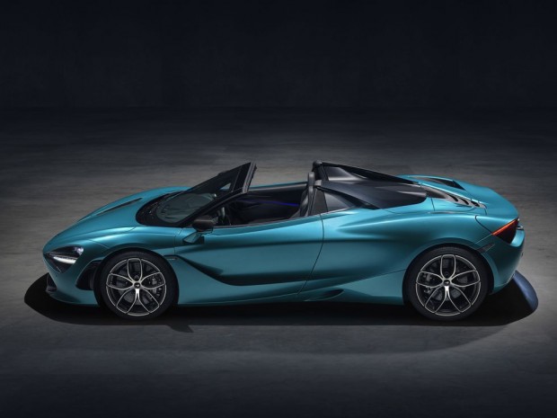 mclaren-720s-spider-dec-2018-studio-image-04-1544447794